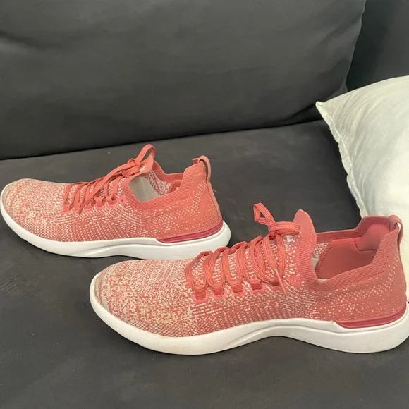 APL TechLoom Breeze Sneakers - Pink Ombré- Size 10 - Picture 6 of 7